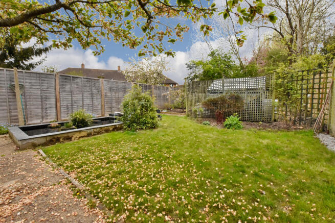 Garden - Grass Ar...