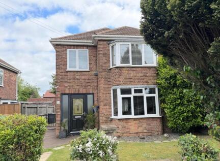 Warwick Road, Walton, Peterborough, PE4
