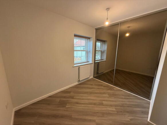 3 bed End of Terrace to rent Image 6