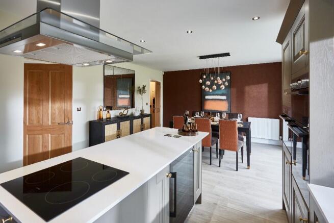 4 bed Detached for sale Image 4