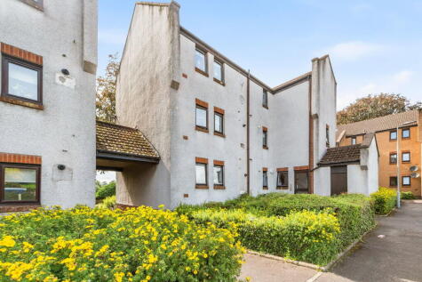 13 Tulligarth Park, Alloa, FK10 2DD