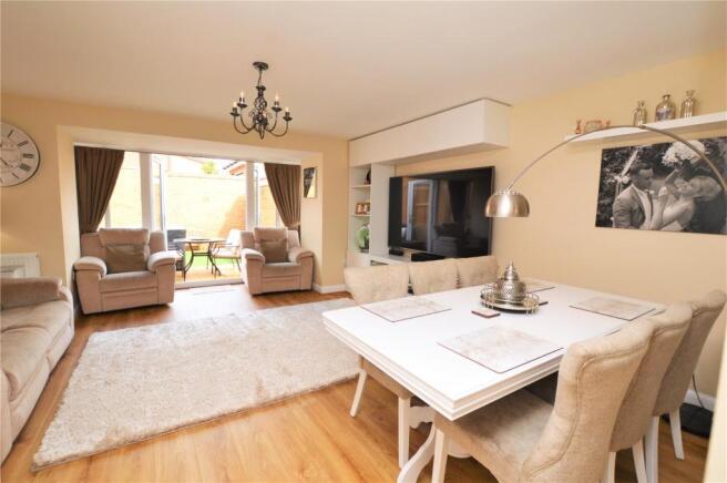 Living Room/Diner