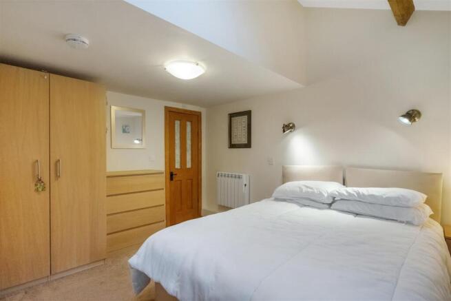 2 bed Cottage for sale Image 9