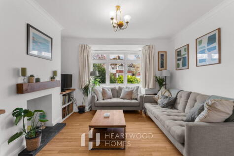 Firwood Avenue, St. Albans, AL4 0TD