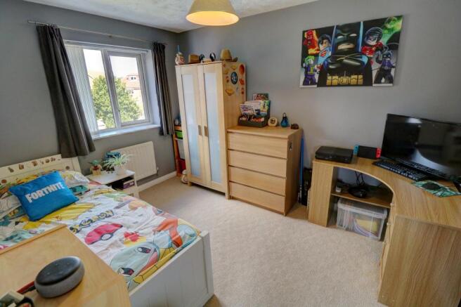 Photo 11