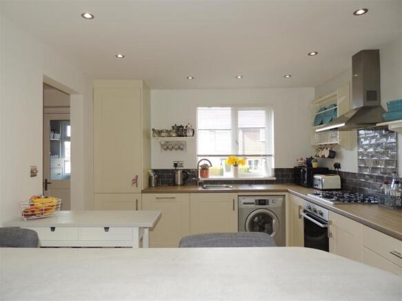 Kitchen/Breakfast Room