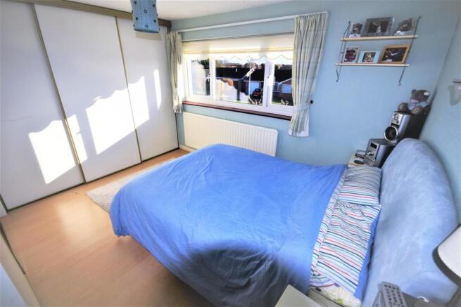 27 Birkdale Road Bed 1.JPG