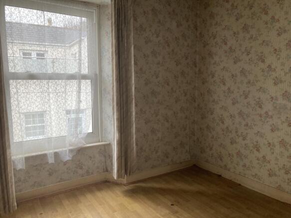 Trevagone Cottage, Lister Hill, Falmouth Bedroom 1 T202201261213.jpg