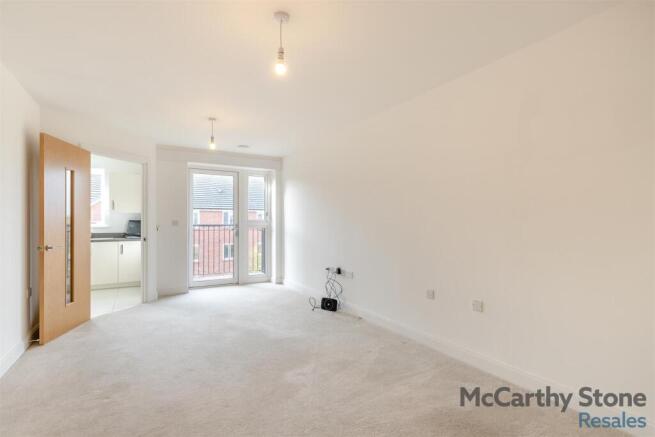 8668378-interior11.jpg