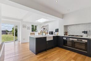 4, Two Oaks Drive, Welwyn AL6 0EZ