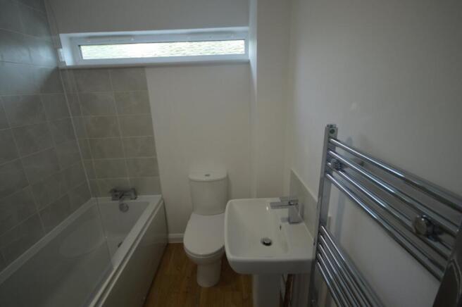 2 bed Maisonette to rent Image 7