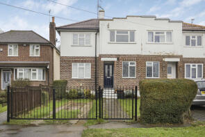 8, Shepherds Avenue, Reading RG6 1AY