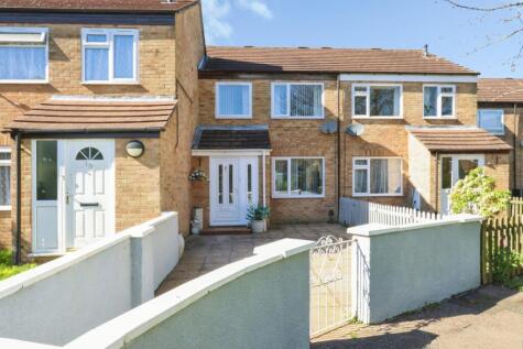 Bramshaw Gardens, THROOP, Bournemouth, Dorset, BH8