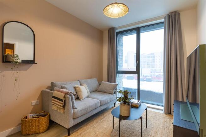 1 Bed Wide-3.jpg