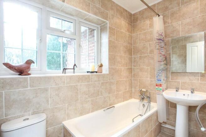 Bathroom: Sl5
