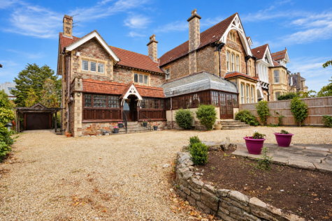 Ivywell Road, Sneyd Park - an Arts and Crafts period house overlooking The Downs