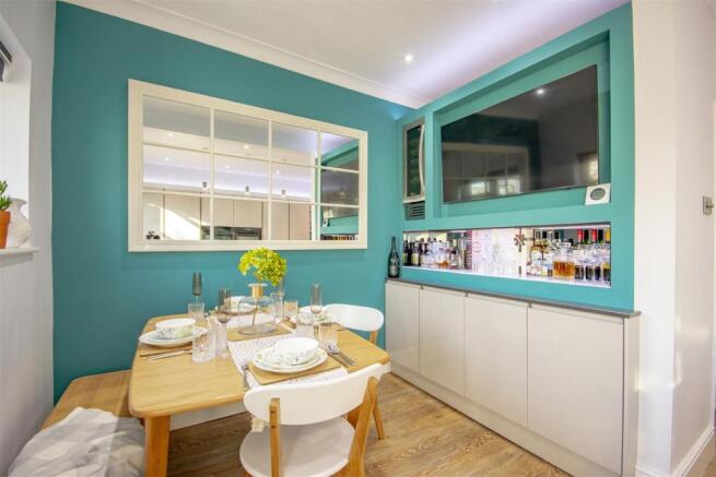 Dining/Living Kitchen