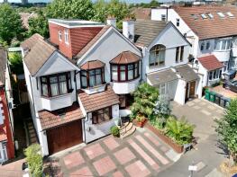 39, Highfield Avenue, Golders Green, London NW11 9EU