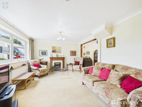 CAM03218G0-PR1067-STILL016