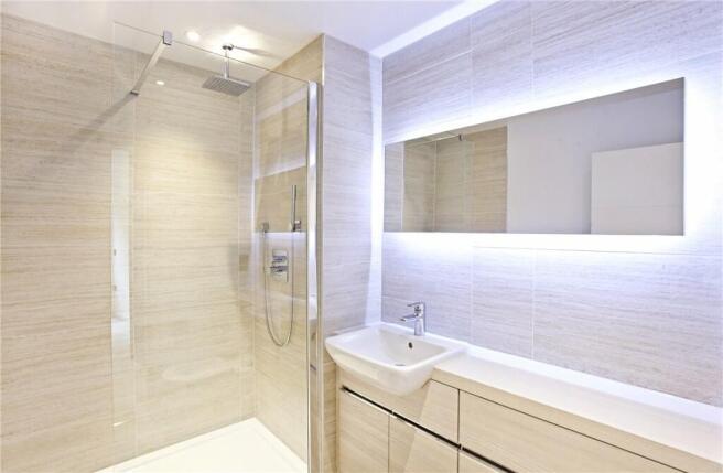 2 bed Apartment to rent Image 7