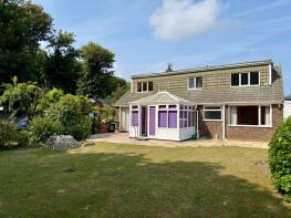 4, Martin Dale Crescent, Martin Mill CT15 5JU