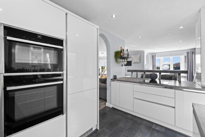 3 bed Detached Bungalow for sale Image 10