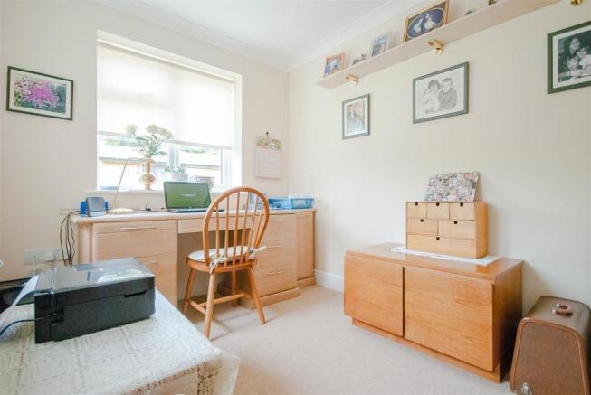 Study, Elder Close, 