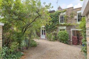 33, Mount Avenue, London W5 1PU