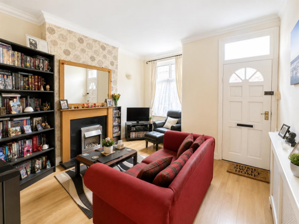 2 bed Terraced for sale Image 7