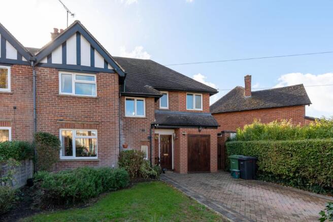 3-bed semi-detached on Caldecott Road, Abingdon, OX14, £385,000