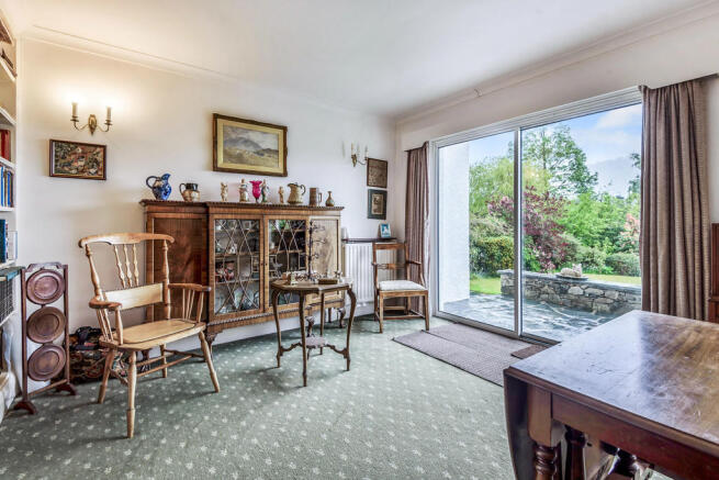 Living / Dining R...