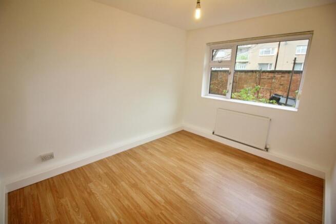 62, Fred Lee Grove, Coventry photo 5