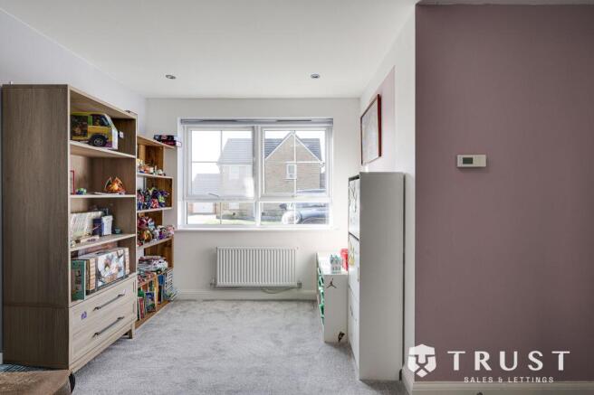 3 bed Semi-Detached for sale Image 5