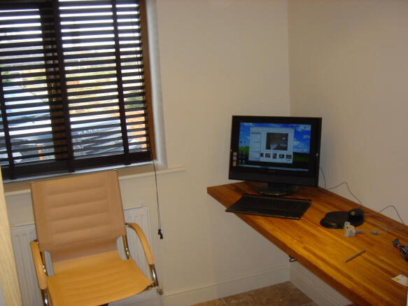 Photo 12