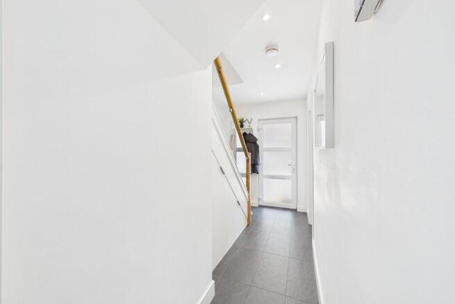 74 Castle Grove, Kendal, Cumbria, LA9 7AZ photo 4