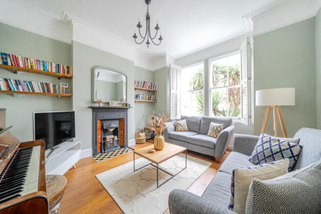 1363015-19-68e646...