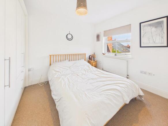 3 bed Terraced for sale Image 7