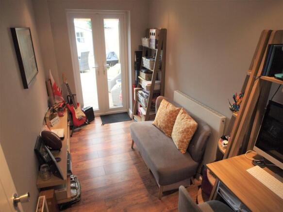 Photo 6
