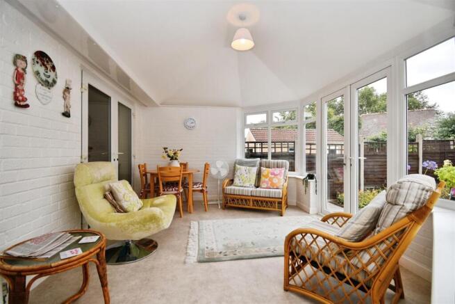 2 bed Semi-Detached Bungalow for sale Image 9