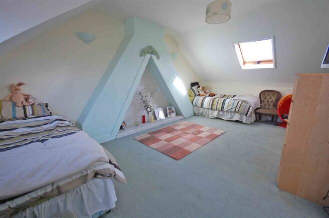 Photo 10