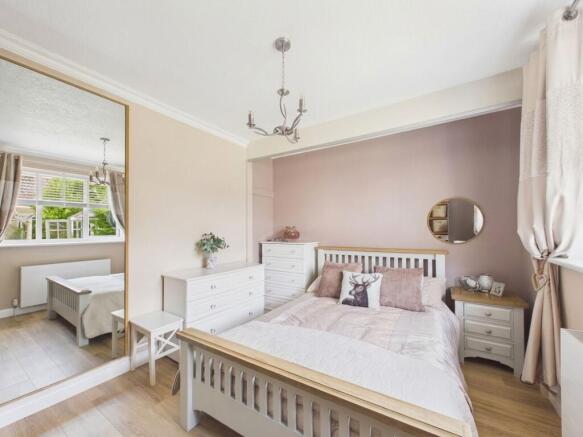 2 bed Detached Bungalow for sale Image 12