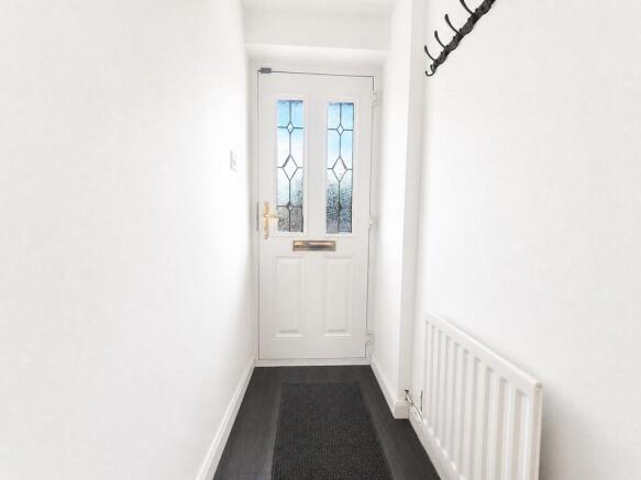 2 bed Semi-Detached for sale Image 8