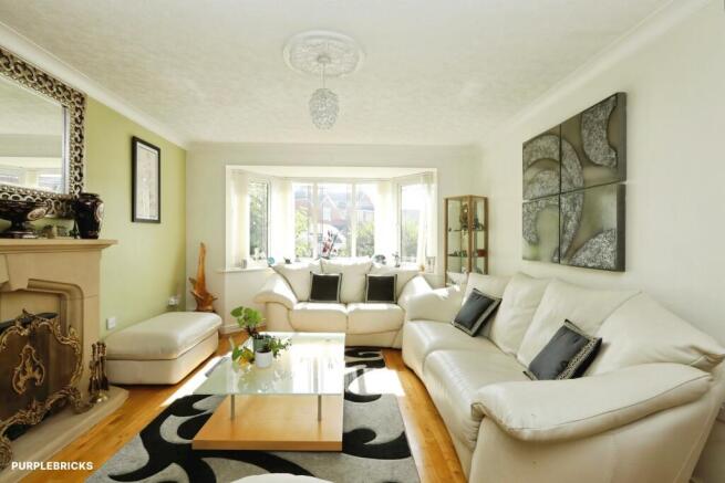 4 bed Detached for sale Image 4