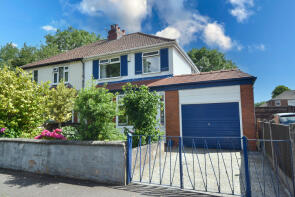 11, Sevenoaks Avenue, Urmston, Davyhulme M41 0SQ