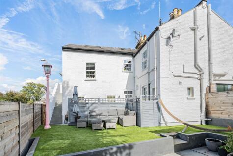 Canbury Avenue, Kingston Upon Thames