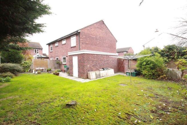 Rear/side garden