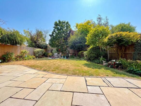 garden 3.jpg