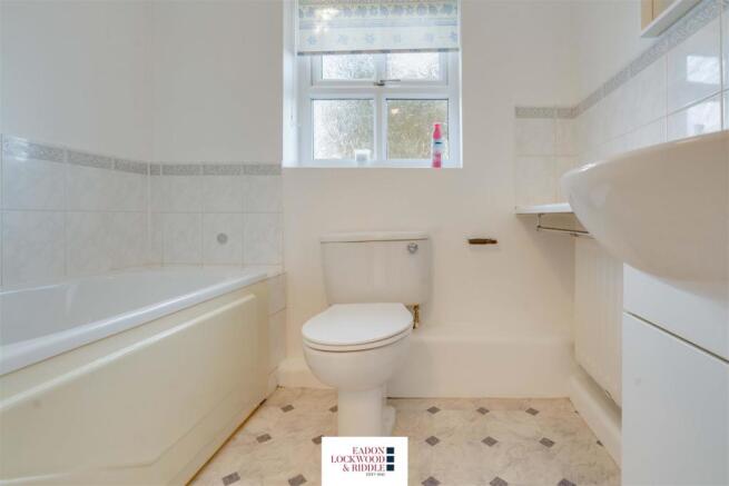 Bathroom.jpg
