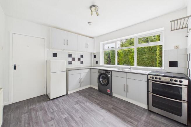 2 bed Detached for sale Image 5