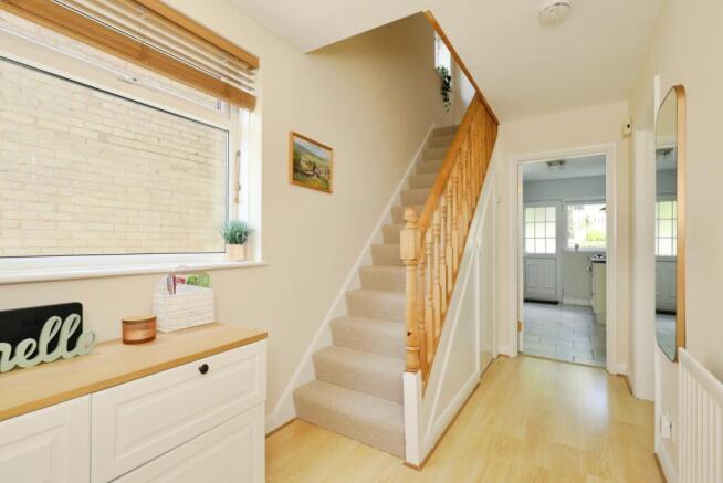 4 bed Semi-Detached for sale Image 10